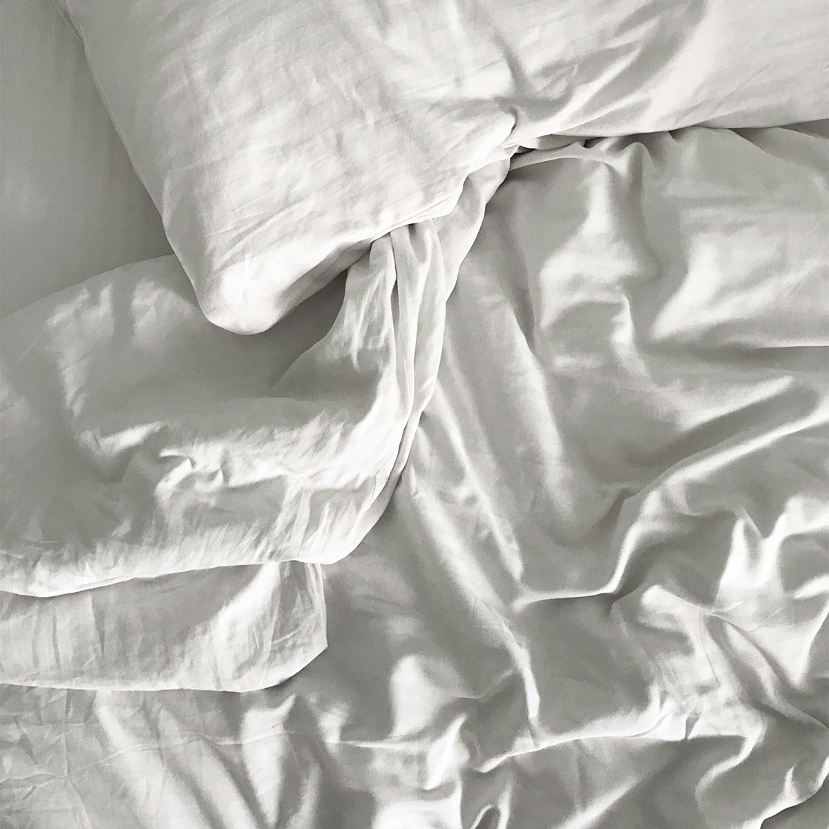 Classic Elegance White Striped Sheet Set